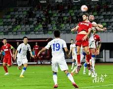 詹姆斯自述,转会迈阿密,家乡别离初,亚博体育,亚博体育官网,亚博体育app,亚博体育下载