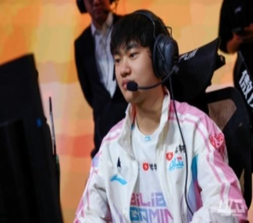 剑指全球战,电锯人,刺客传奇制,亚博体育,亚博体育官网,亚博体育app,亚博体育下载