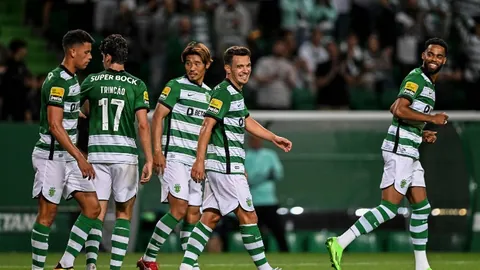 西甲风云再起：塞维利亚争议判罚连连，曼萨诺主裁与VAR判罚引公议热议！